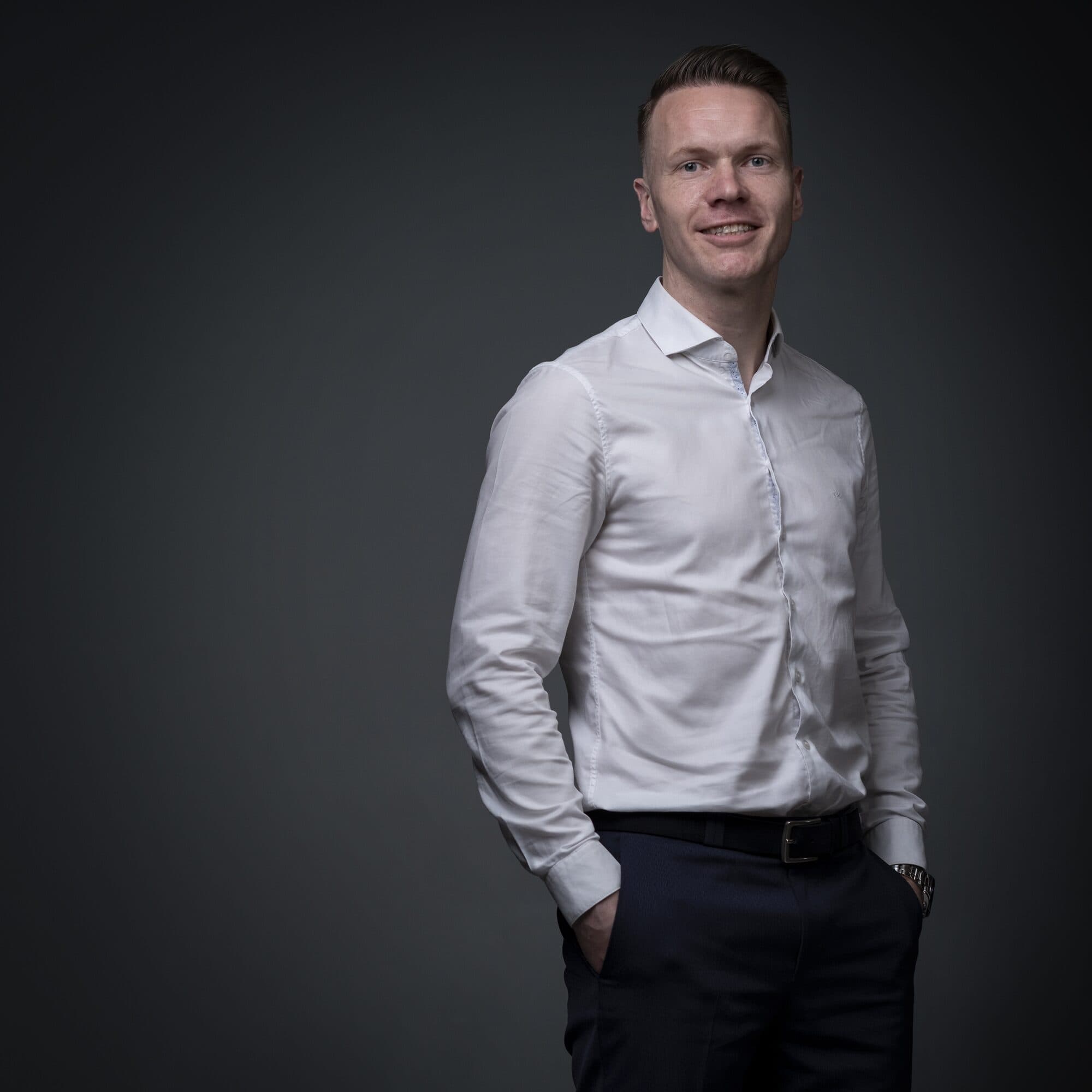 Portret van Jos Soetens, letselschade advocaat bij ZAAKR